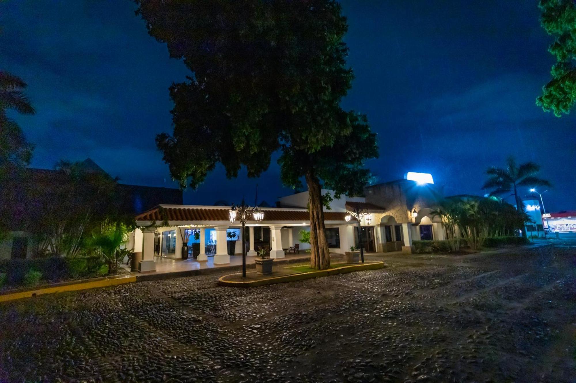Готель Inhouse Select Hacienda Tres Rios Кульякан Екстер'єр фото